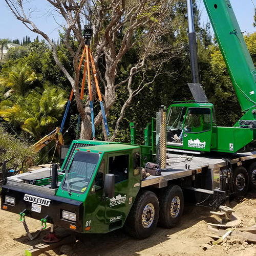 90-Ton Truck Crane Services